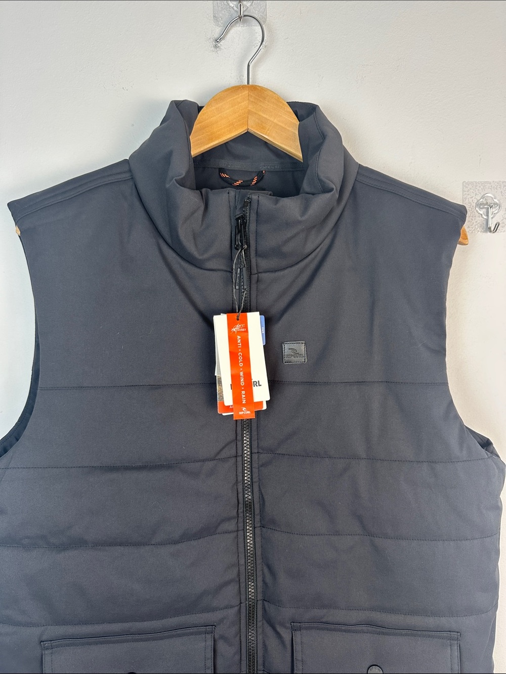 NEW Rip Curl Anti Series Ridge Insulated Vest Medium Black Pockets Surf Utility - Picture 4 of 16